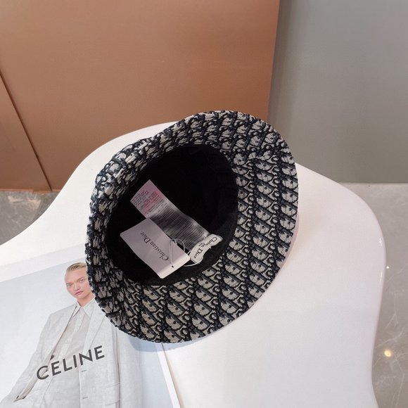 AUTHENTIC Dior  Hats main image 4